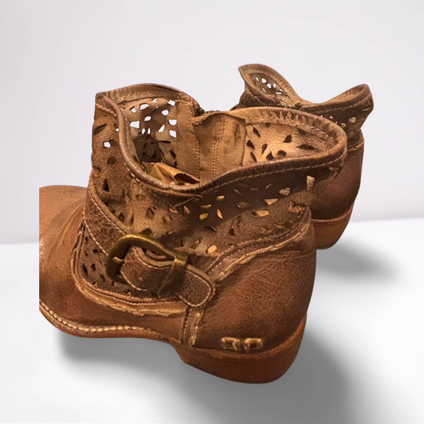 BED STU Heather Women’s Ankle Zip Perforated Leather Boots Brown Size 9 VGUC