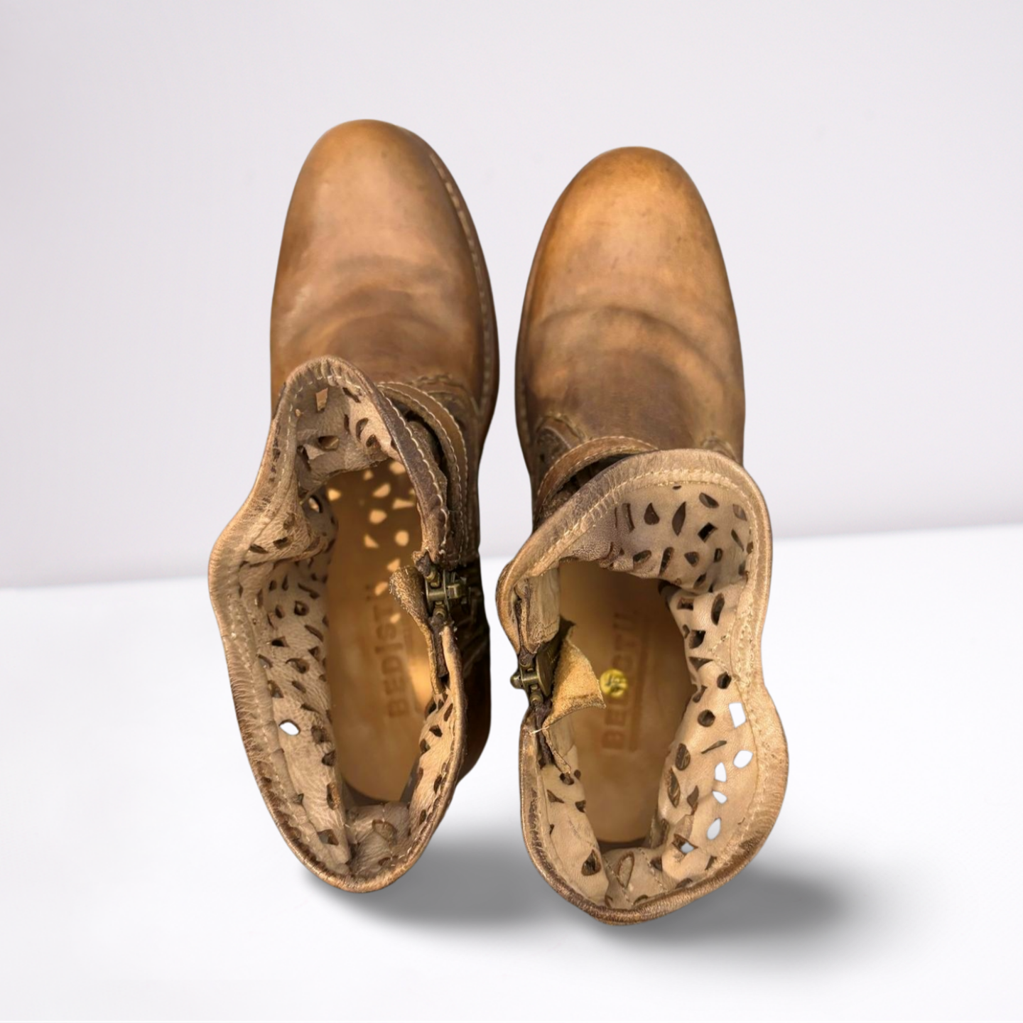 BED STU Heather Women’s Ankle Zip Perforated Leather Boots Brown Size 9 VGUC