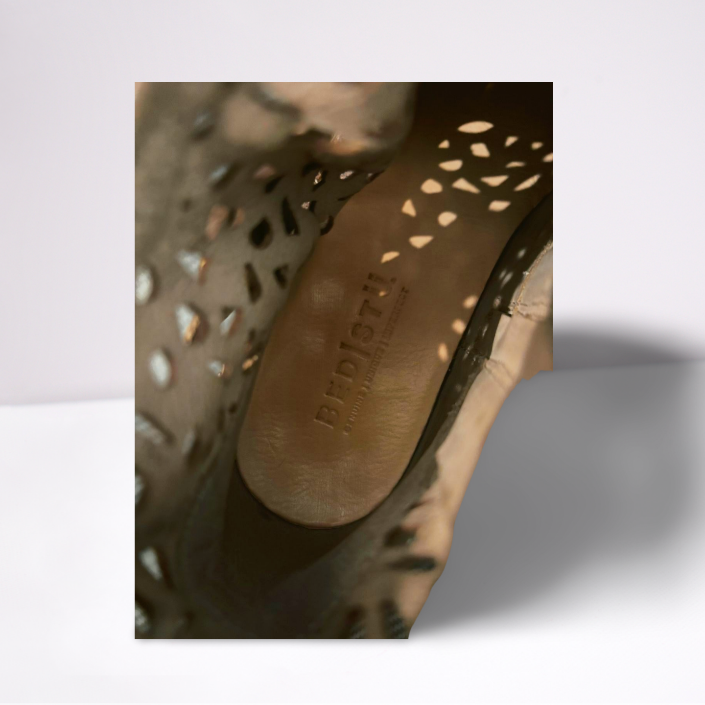 BED STU Heather Women’s Ankle Zip Perforated Leather Boots Brown Size 9 VGUC