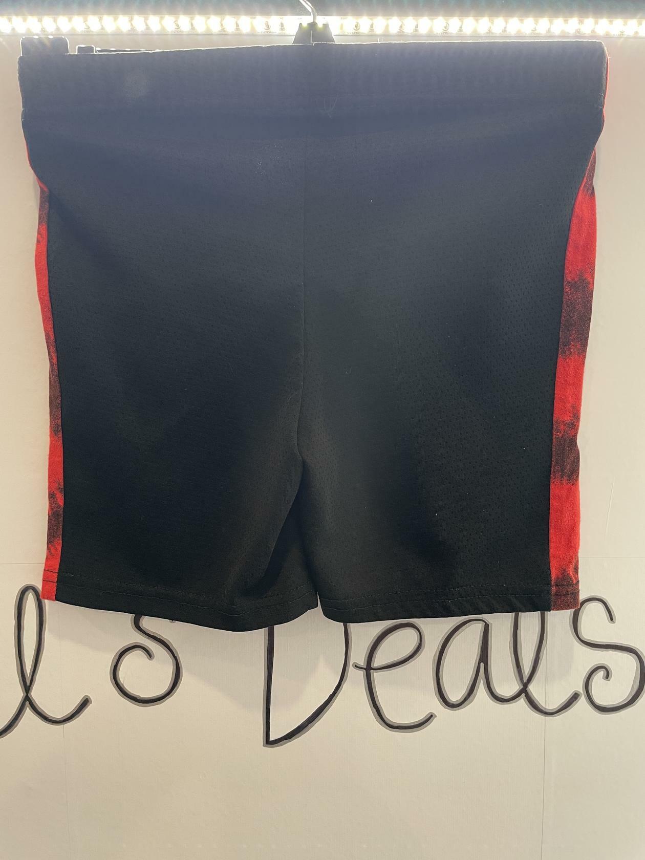 Marvel Spiderman Size 5 Boy's Black/Red Shorts - Very Good