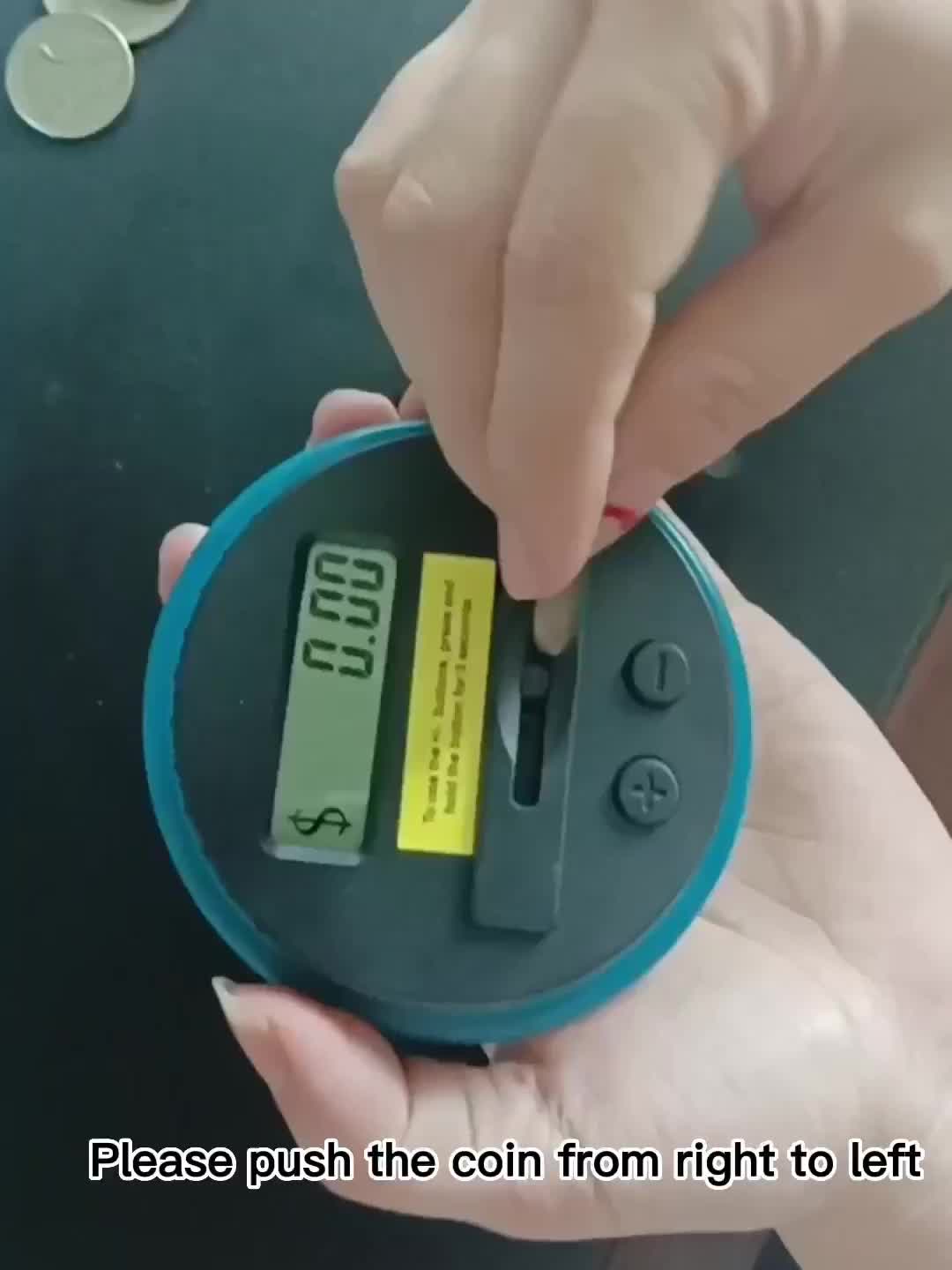 Digital Counting Money Jar: 800+ Coin Capacity, Perfect Kids Piggy Bank Powered By 2AAA Batteries (Not Included), Fits All US Coins! Halloween/Thanksgiving Day/Christmas gift