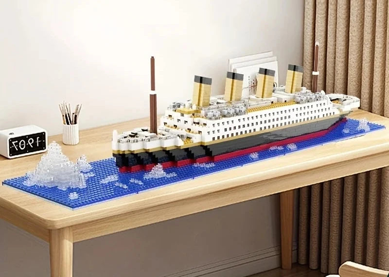 New Titanic Ship Building Blocks Minibrick Set 1878 Pcs Iceberg Shipwreck DIY