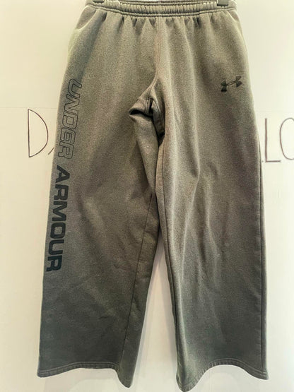 Pantalones deportivos grises para jóvenes Under Armour - Muy bueno 