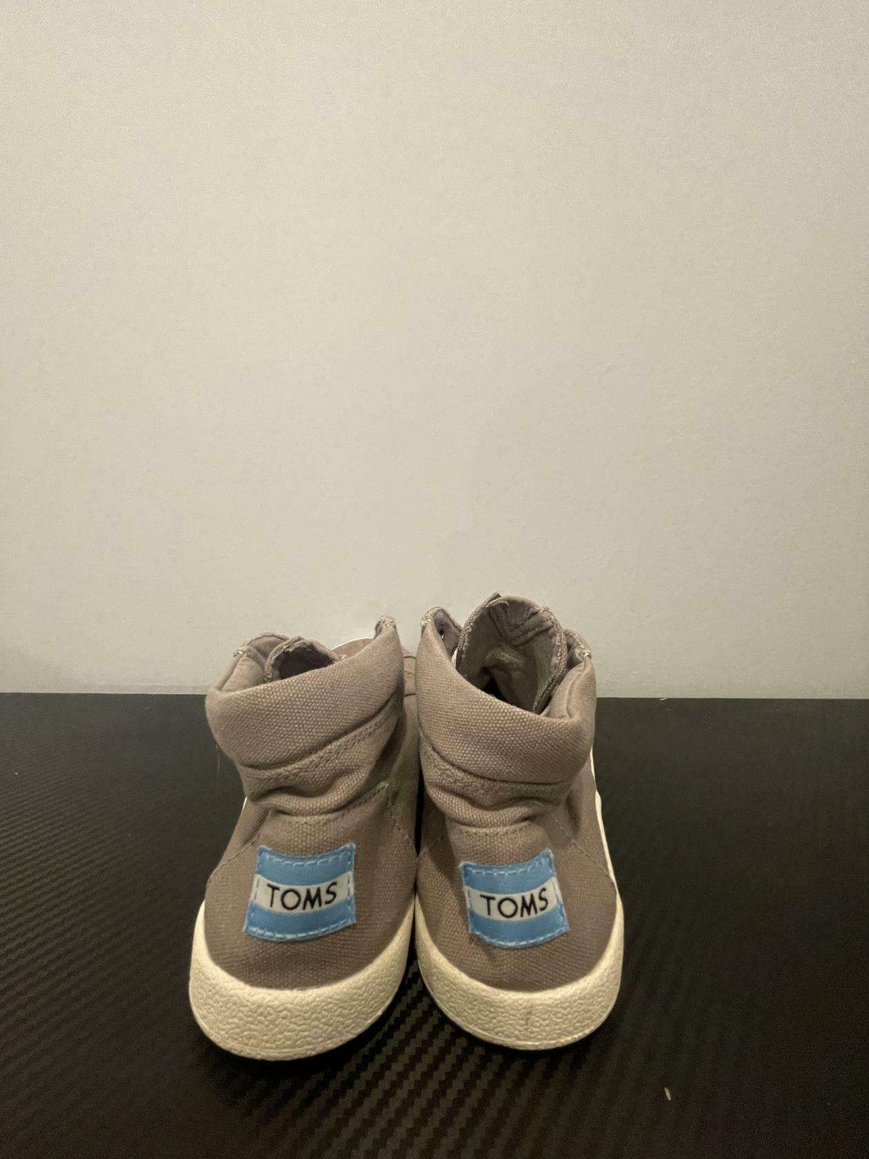 TOMS Kids Paseo Gray Canvas High Top Lace Up Shoes Youth Size Y3 - Very Good