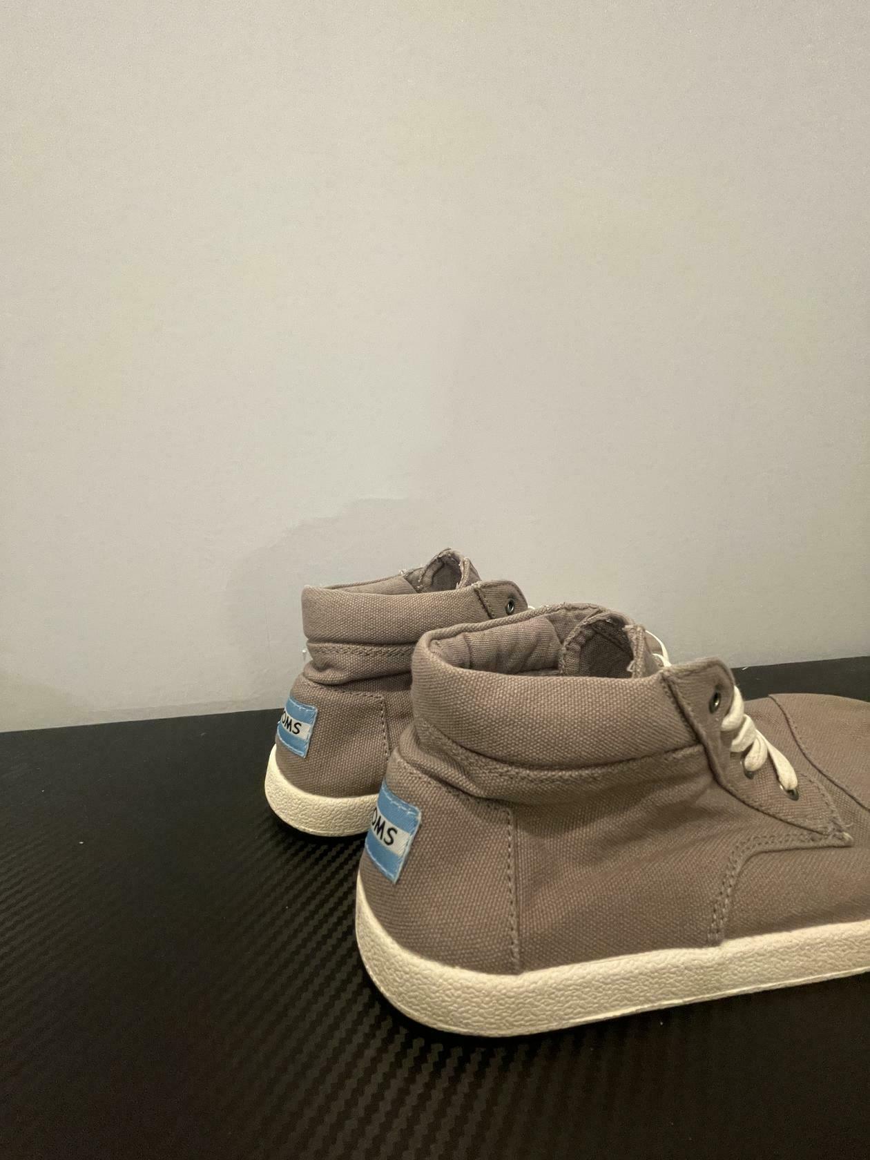 TOMS Kids Paseo Gray Canvas High Top Lace Up Shoes Youth Size Y3 - Very Good