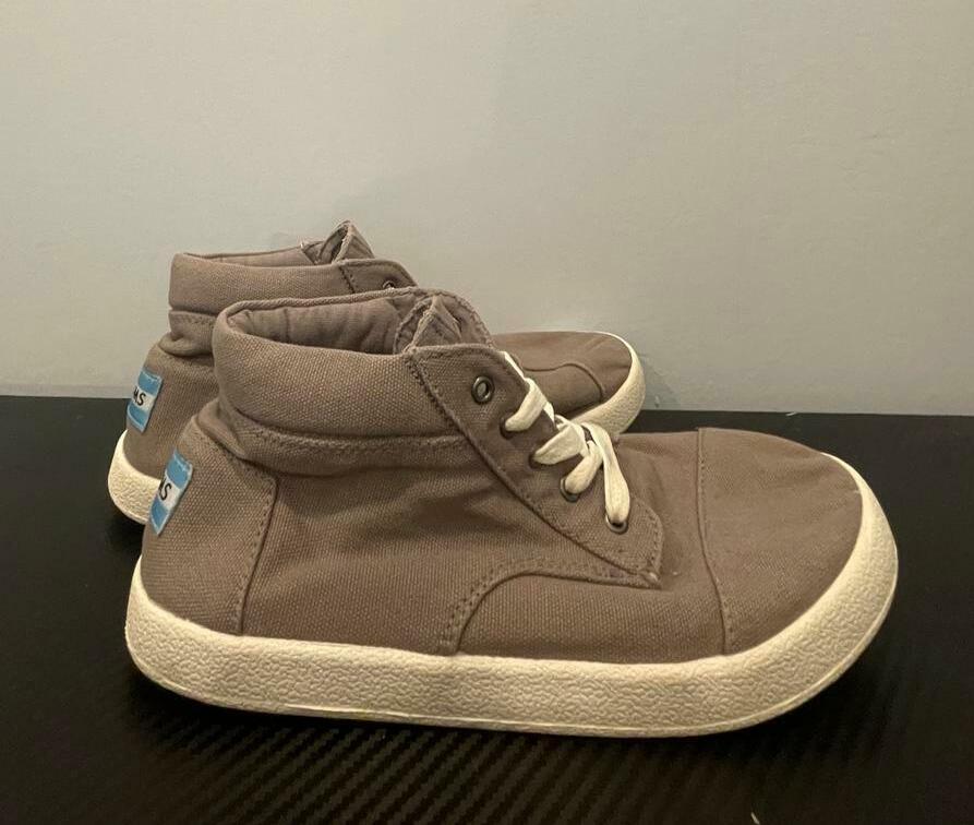 TOMS Kids Paseo Gray Canvas High Top Lace Up Shoes Youth Size Y3 - Very Good